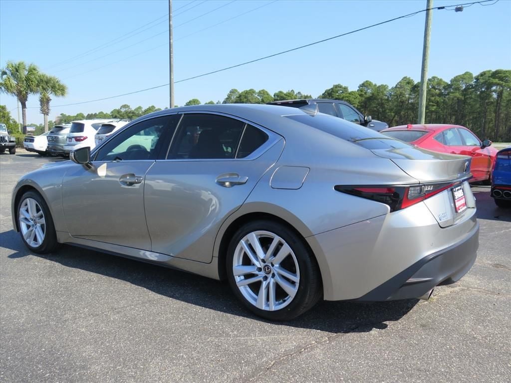 2023 Lexus IS 300