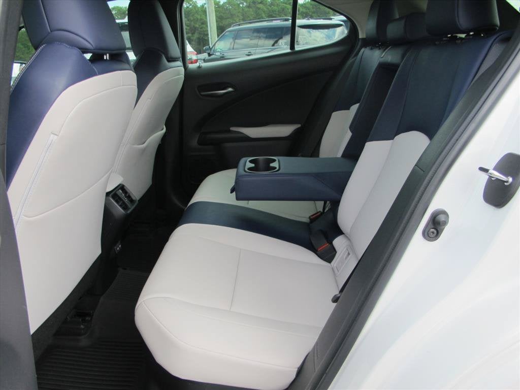 2022 Lexus UX 250h Base