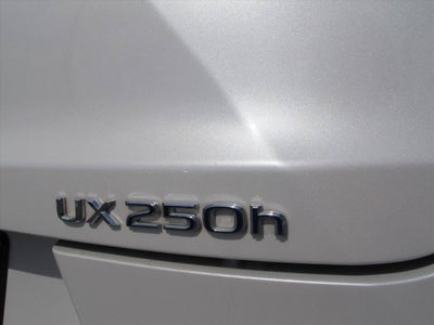 2022 Lexus UX 250h Base