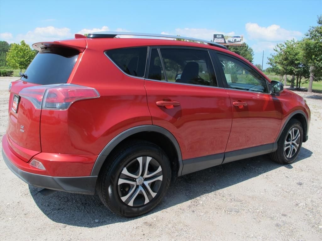 2017 Toyota RAV4 LE