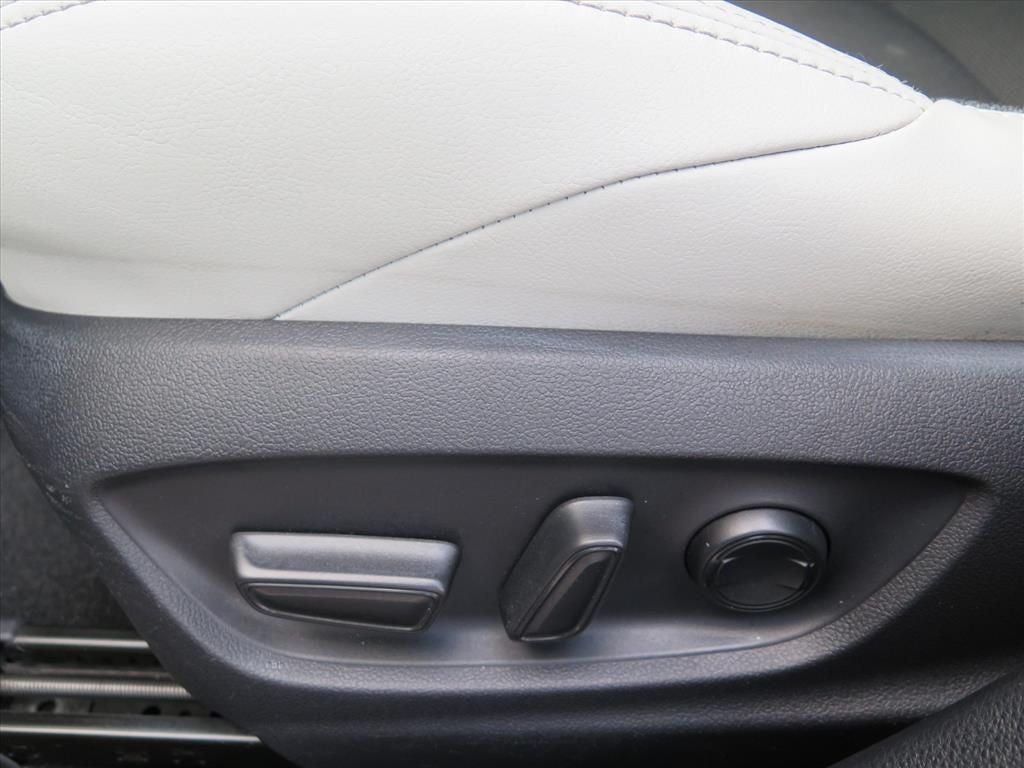 2021 Toyota Corolla Hatchback XSE