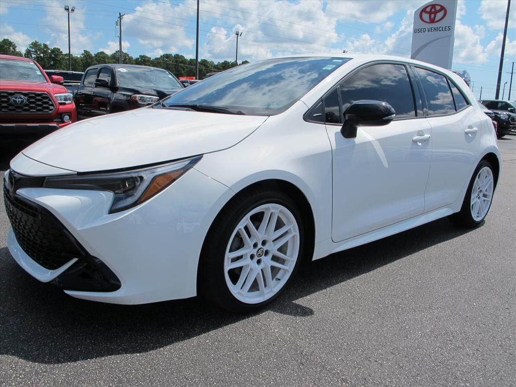 2026 Toyota Corolla Hatchback SE
