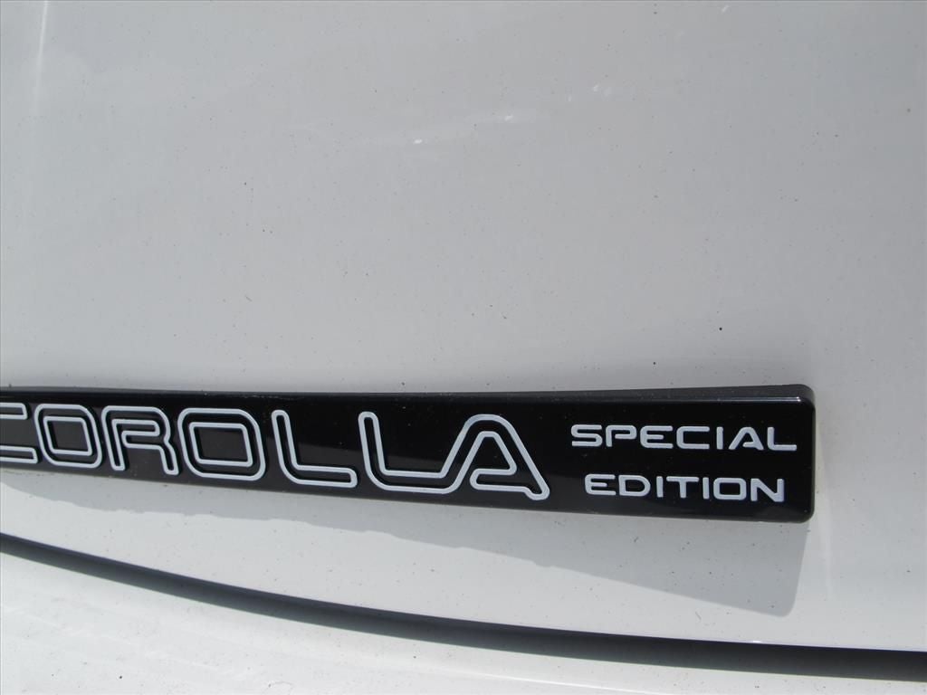 2026 Toyota Corolla Hatchback SE