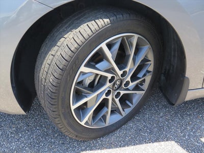 2020 Hyundai Elantra Limited