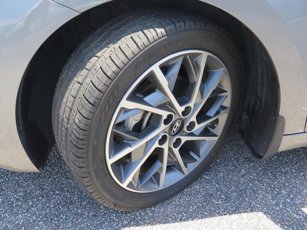 2020 Hyundai Elantra Limited