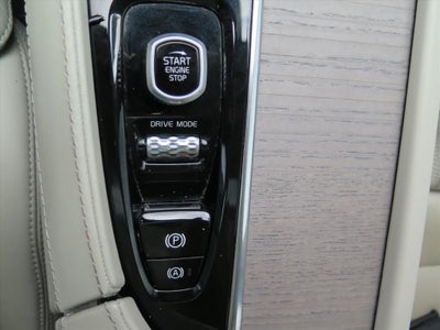 2021 Volvo XC90 T6 Inscription