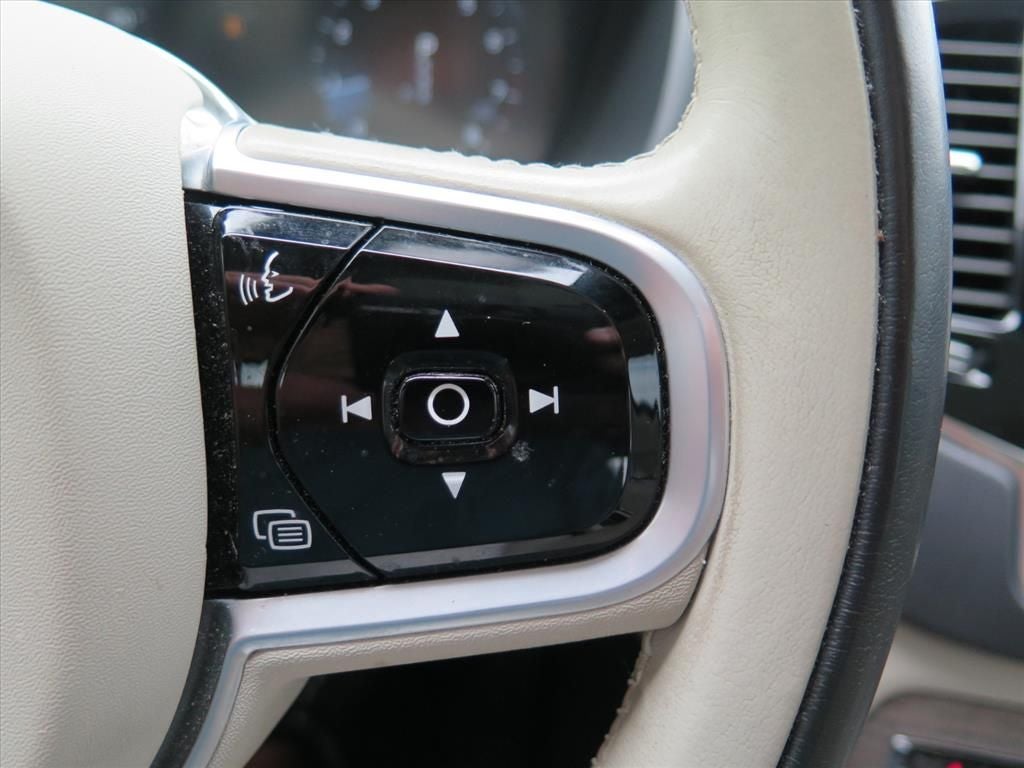 2021 Volvo XC90 T6 Inscription