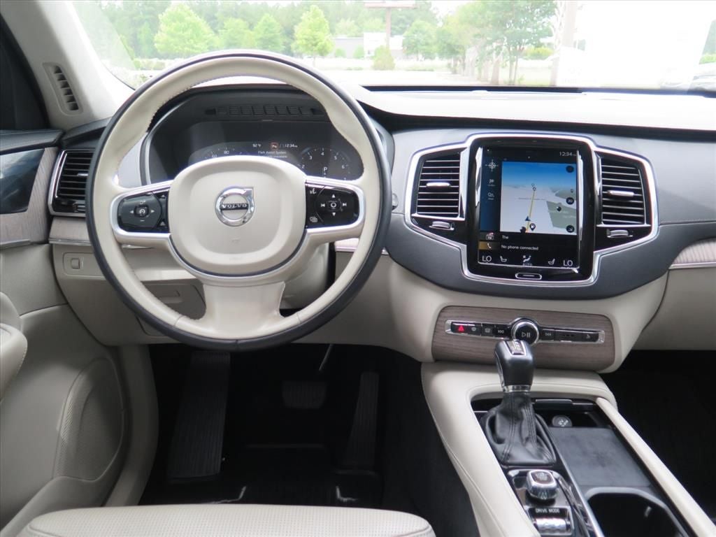 2021 Volvo XC90 T6 Inscription