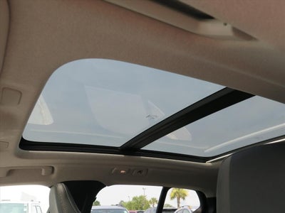 2024 Volvo XC40 B5 Plus Bright Theme