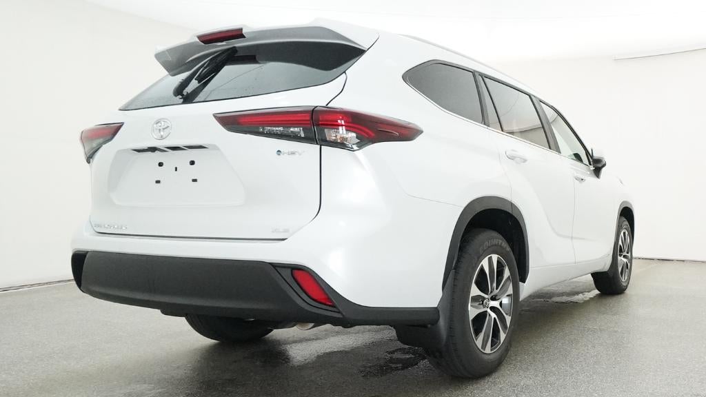 2026 Toyota Highlander Hybrid Hybrid XLE