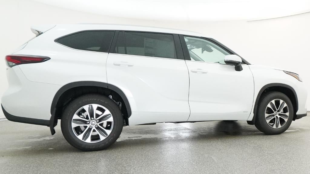 2026 Toyota Highlander Hybrid Hybrid XLE