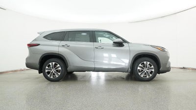 2026 Toyota Highlander Hybrid Hybrid XLE