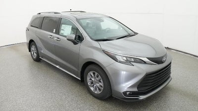 2026 Toyota Sienna XLE