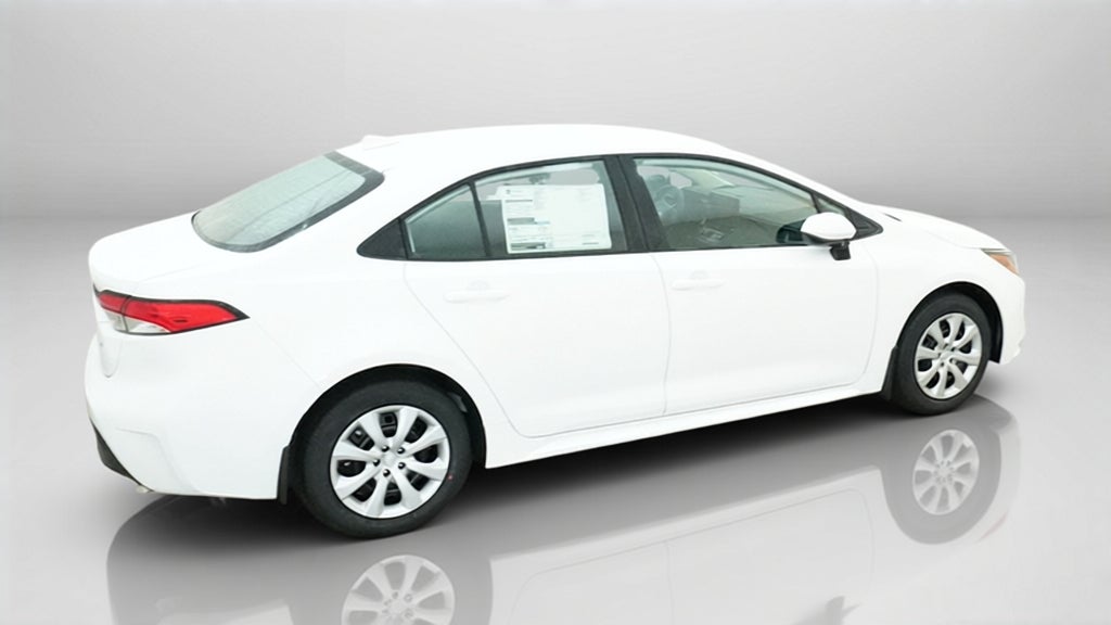 2027 Toyota Corolla LE