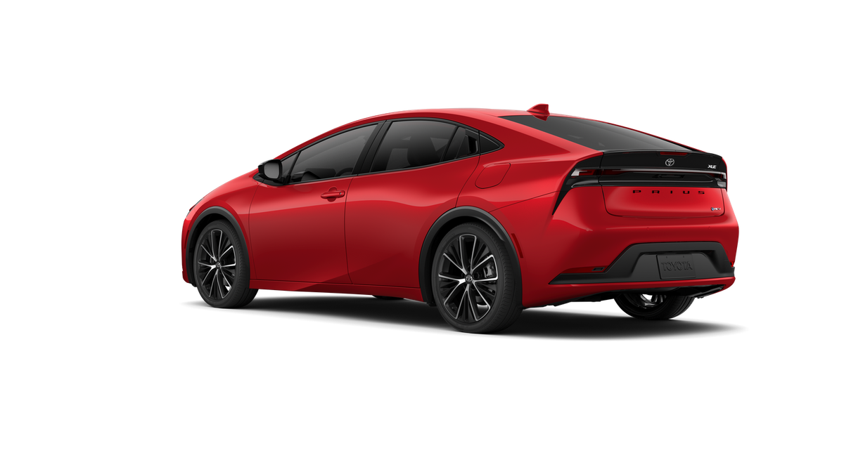 2027 Toyota Prius XLE
