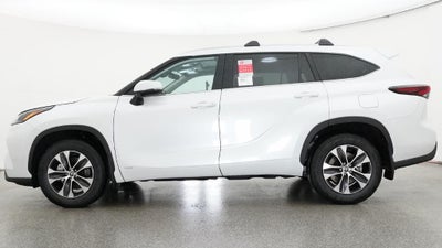 2026 Toyota Highlander Hybrid Hybrid XLE