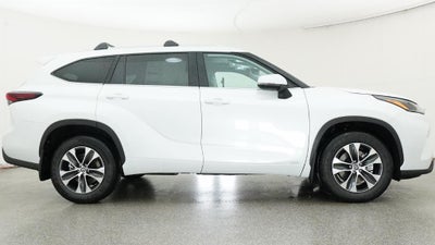 2026 Toyota Highlander Hybrid Hybrid XLE