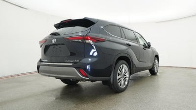 2026 Toyota Highlander Platinum