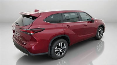 2026 Toyota Highlander XLE
