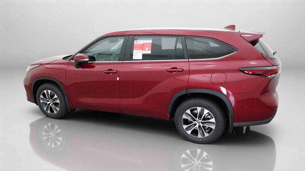 2026 Toyota Highlander XLE