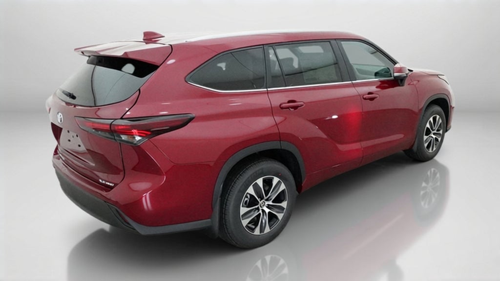 2026 Toyota Highlander XLE