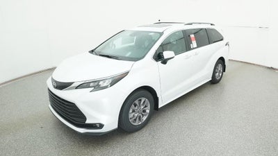 2026 Toyota Sienna XLE