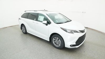 2026 Toyota Sienna XLE