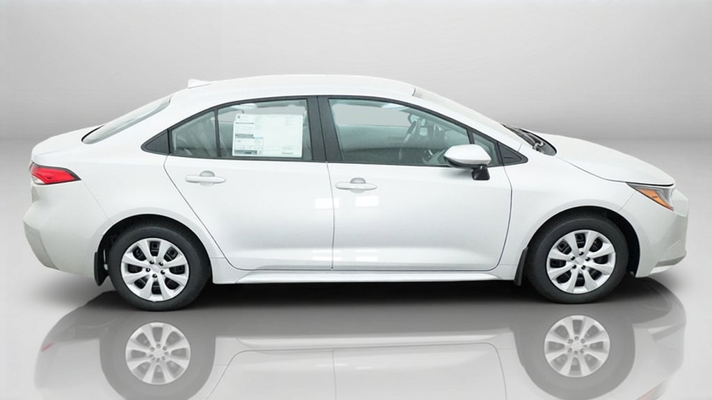 2027 Toyota Corolla LE