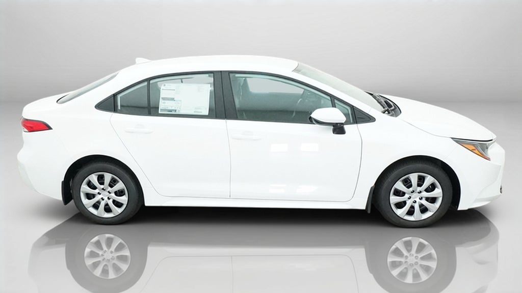 2027 Toyota Corolla LE
