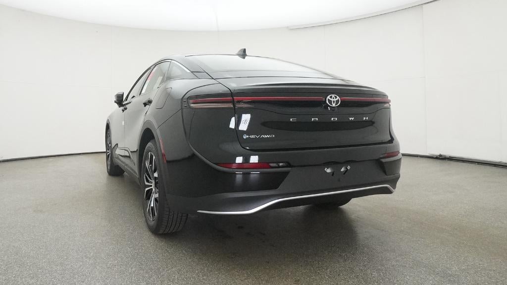 2026 Toyota Toyota Crown XLE