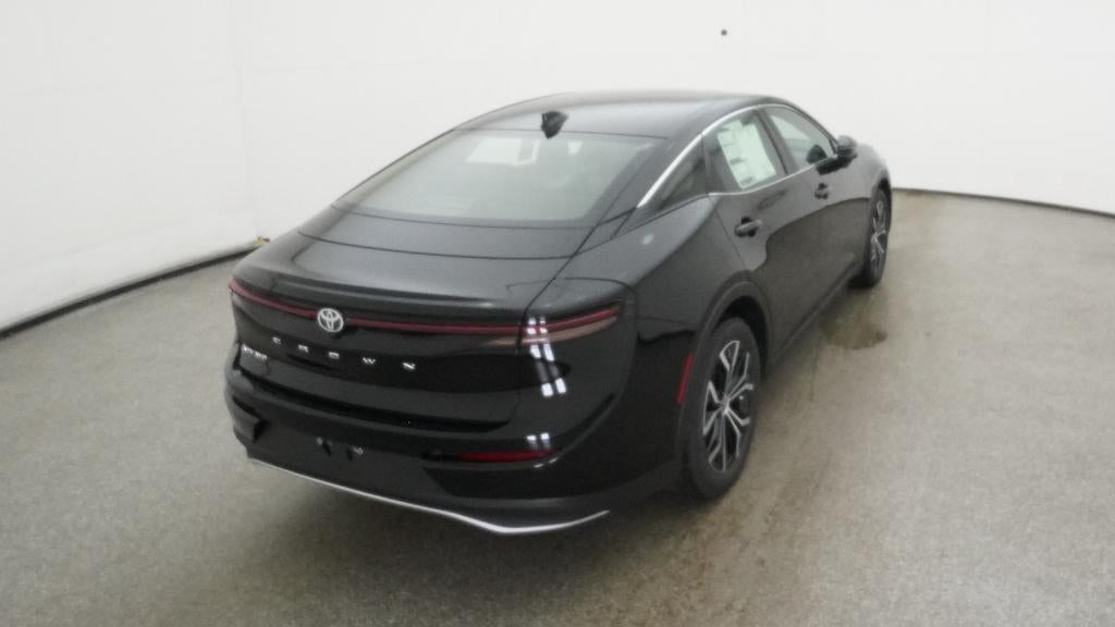 2026 Toyota Toyota Crown XLE