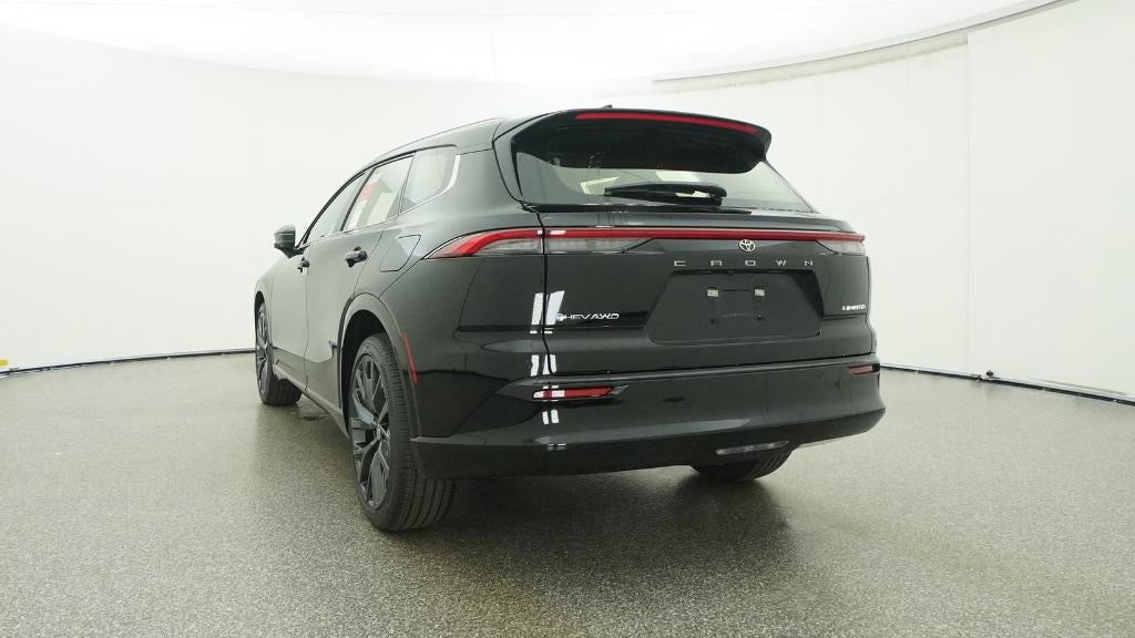 2026 Toyota Toyota Crown Signia Limited