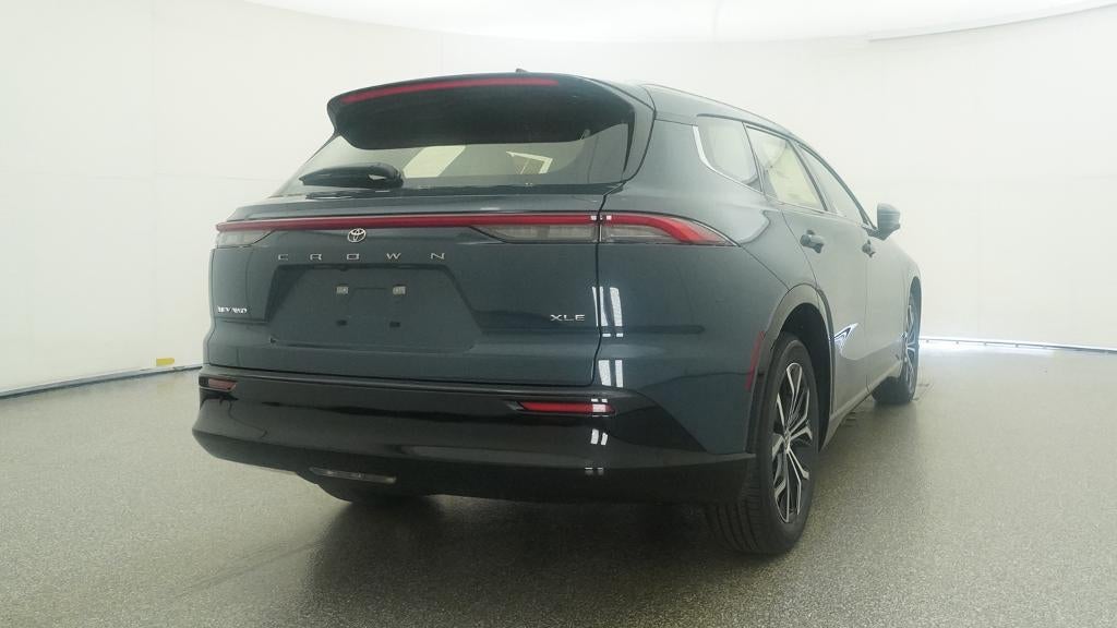 2026 Toyota Toyota Crown Signia XLE