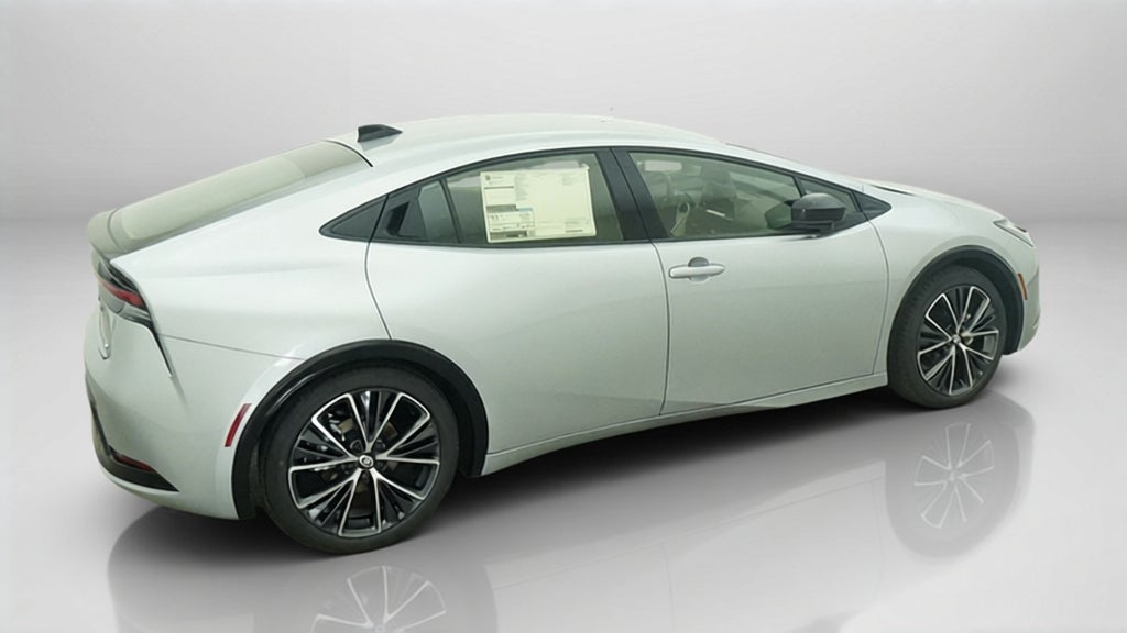 2027 Toyota Prius XLE