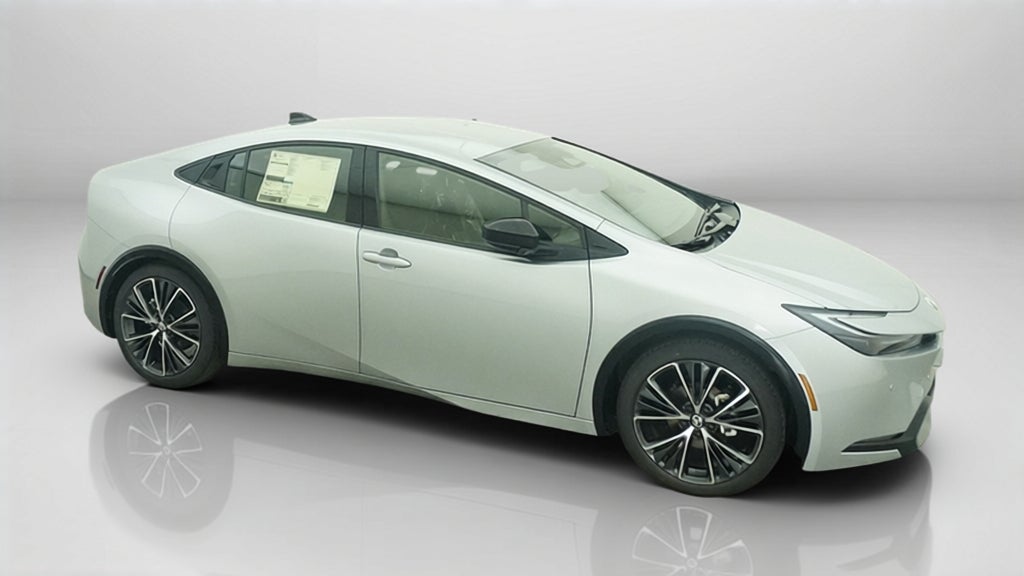 2027 Toyota Prius XLE