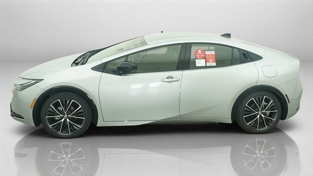 2027 Toyota Prius XLE