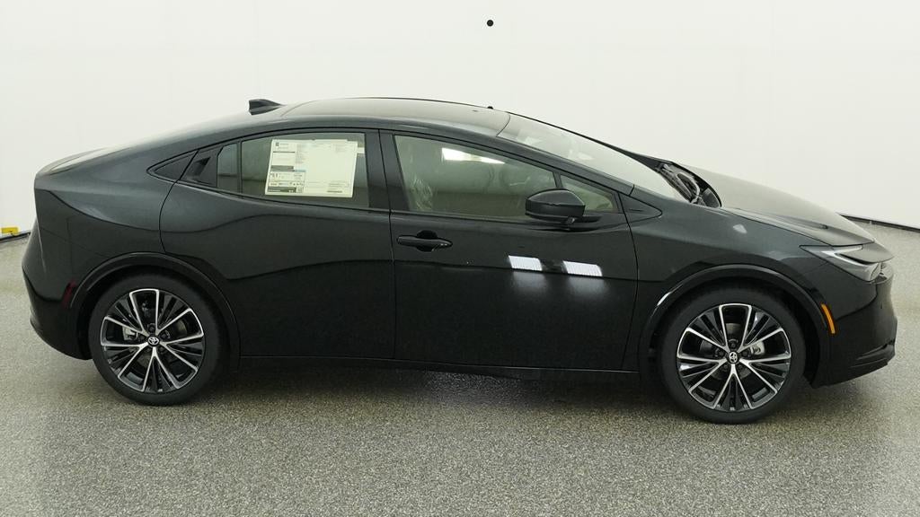 2027 Toyota Prius XLE