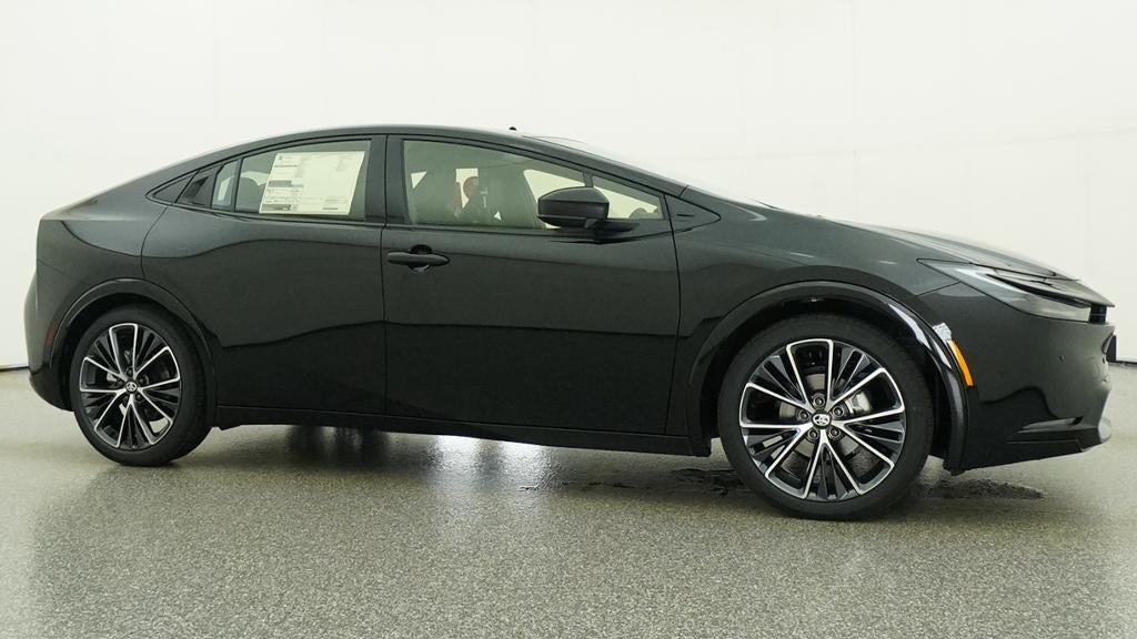 2027 Toyota Prius XLE