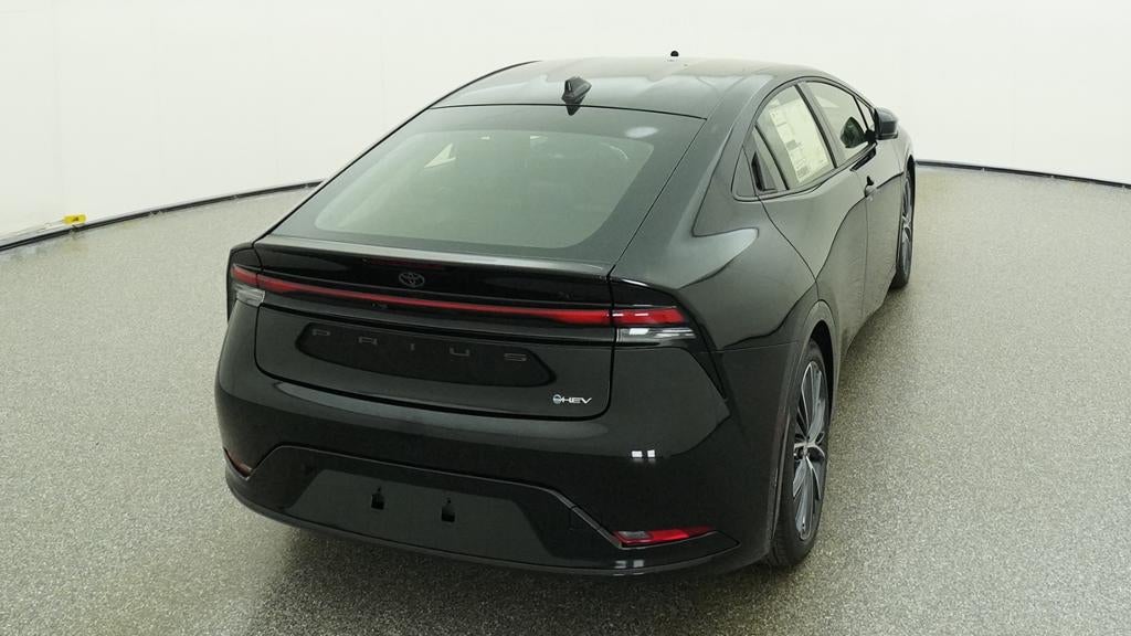 2027 Toyota Prius XLE